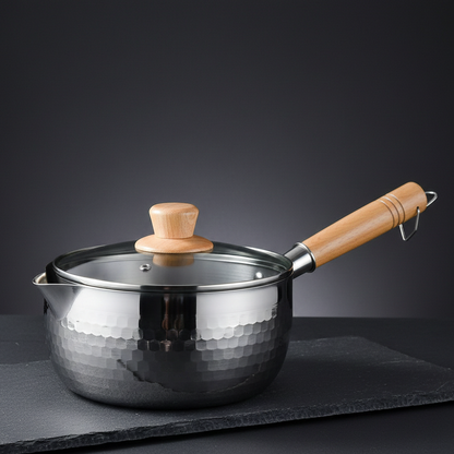 Casserole Inox Martelée Artisanale | Manche Bois Naturel | Compatible Induction & Gaz | 18-22cm
