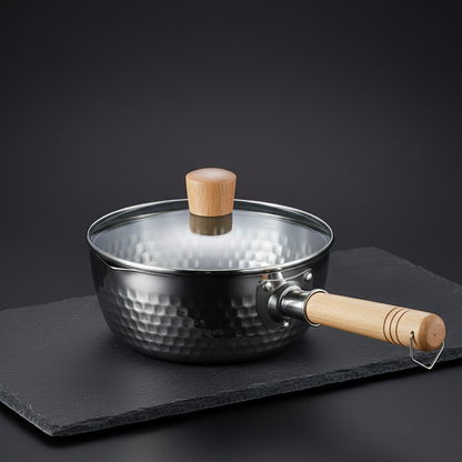 Casserole Inox Martelée Artisanale | Manche Bois Naturel | Compatible Induction & Gaz | 18-22cm